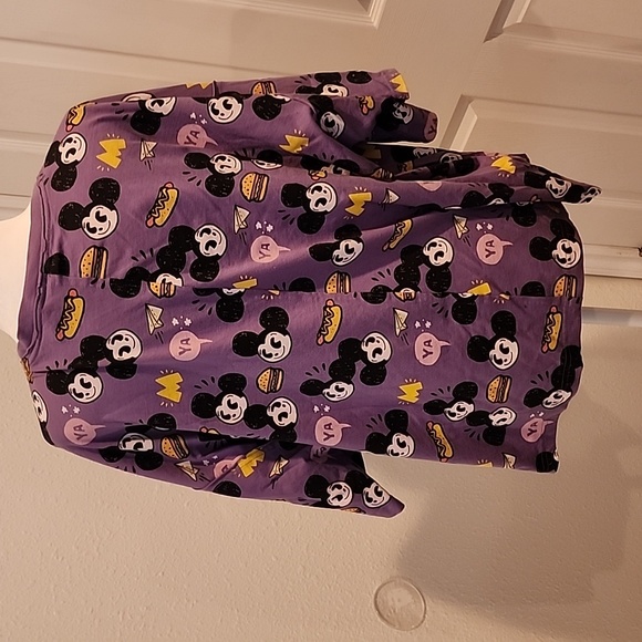 NWT Artist Series shirt. XXL - Picture 4 of 10